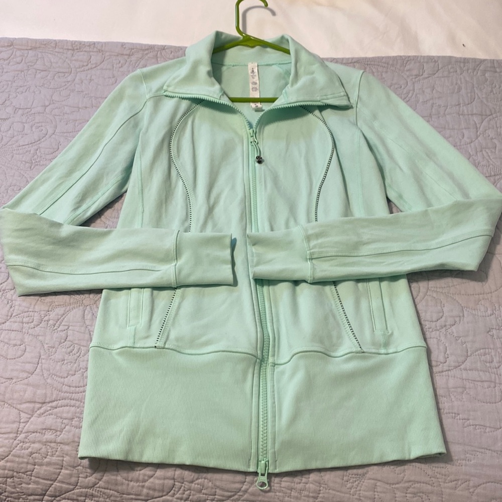 Size 6 Mint Lululemon Zip Up